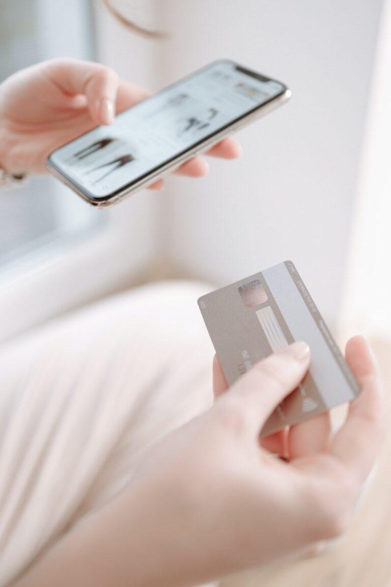 公司信用卡 信用額度 償債能力 現金流 Brex 十角獸